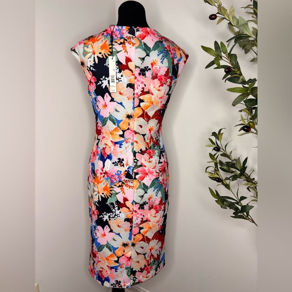 Tahari floral-print scuba sheath dress sleeveless V-neckline - Picture 3 of 6